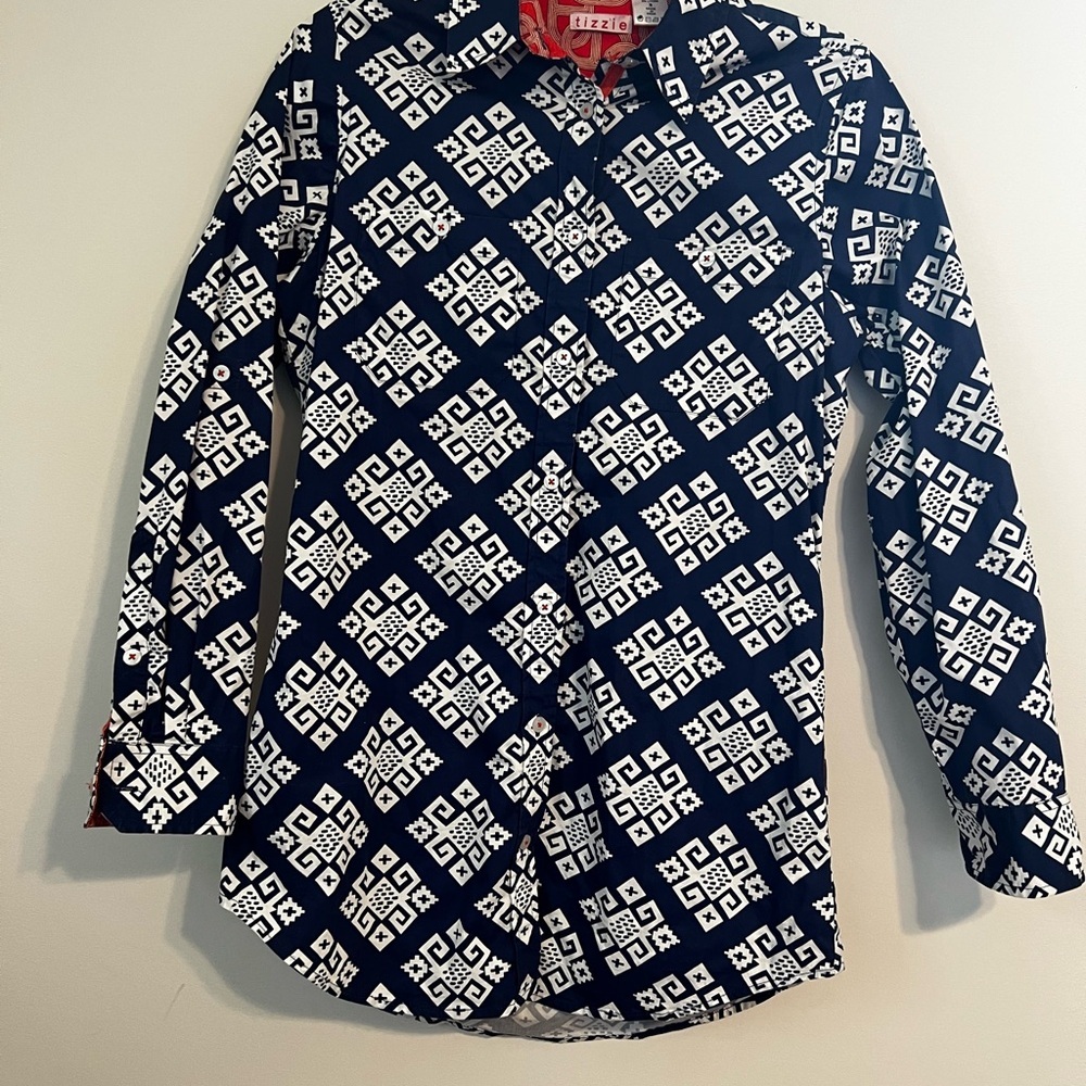 Tizzie White and Blue Casual Button Down Shirt with Geometric Pattern